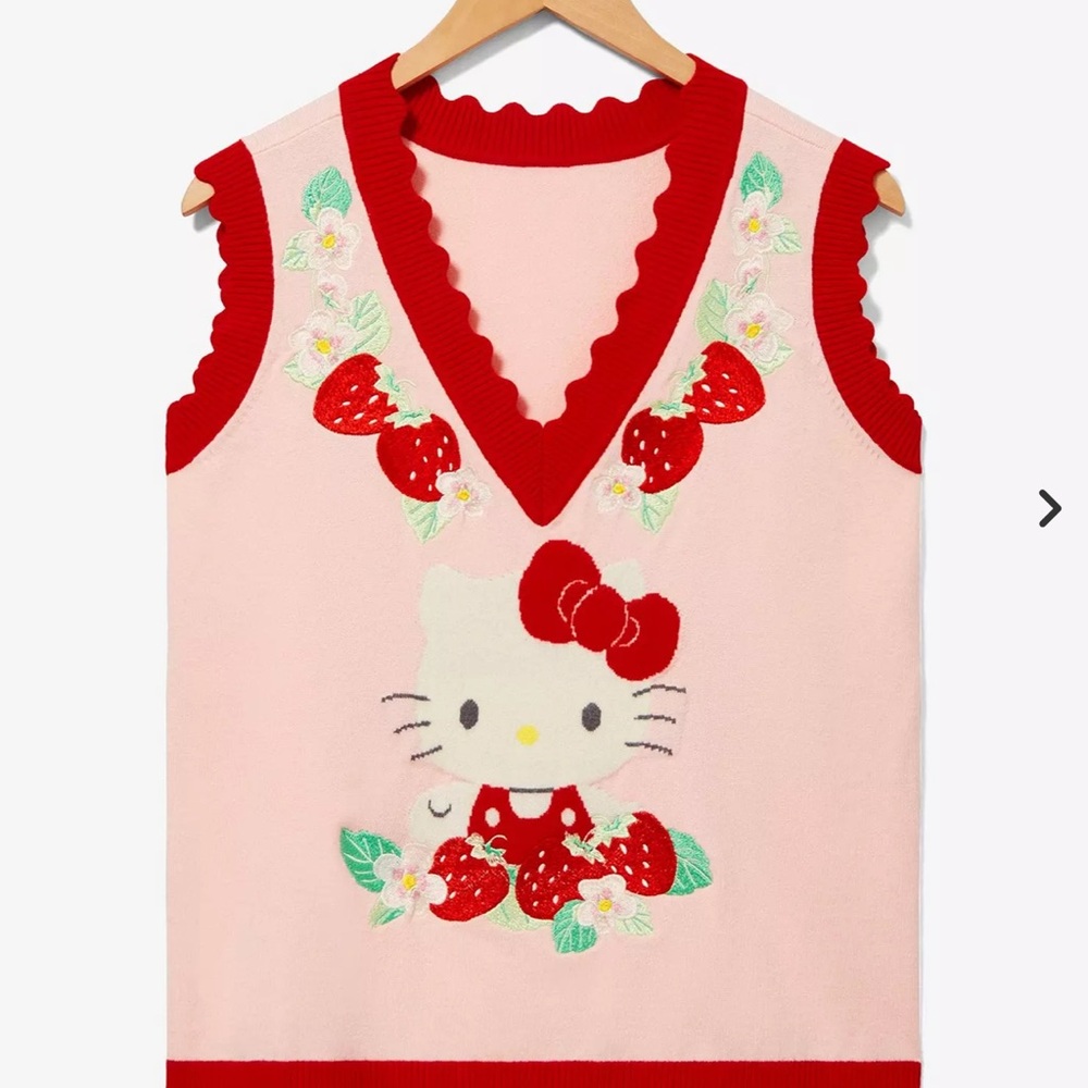 Sanrio Hello Kitty Strawberry Floral Women's Vest — BoxLunch Exclusive 2X NWT